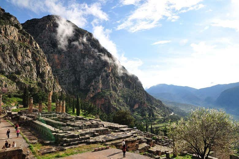 El idílico paisaje de Delfos