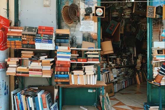 Una tienda de libros de segunda mano