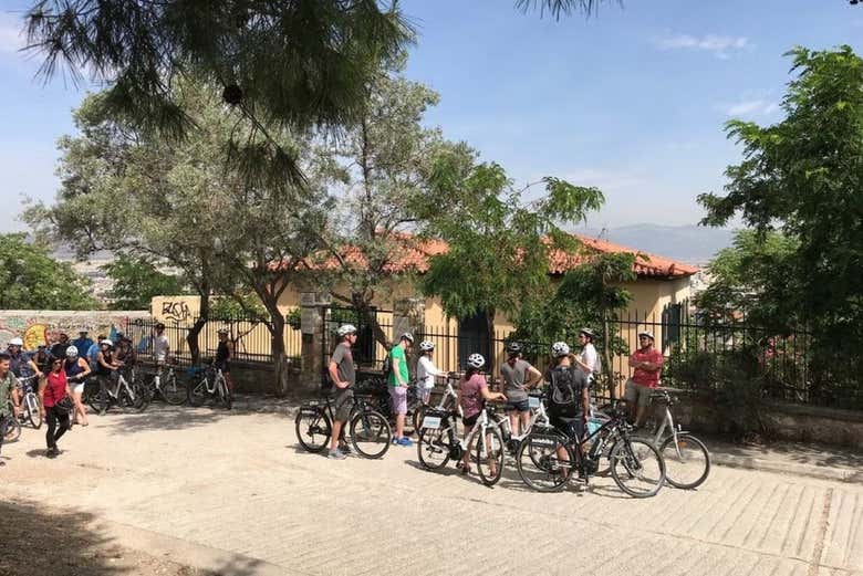 Écoutez les instructions du guide