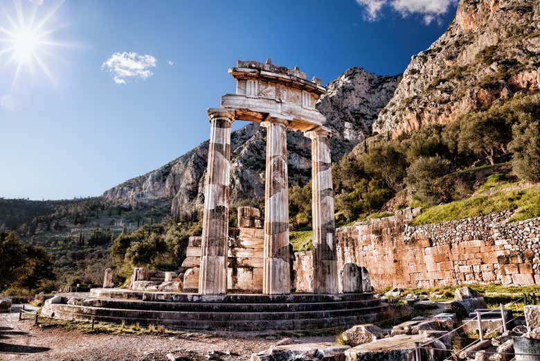 Ruines d'un temple à Delphes