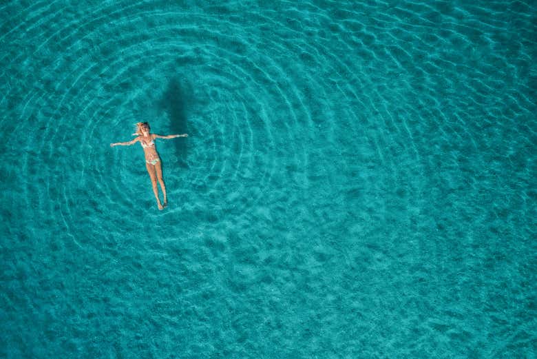 Águas de Metopi, um paraíso desabitado no golfo Sarônico