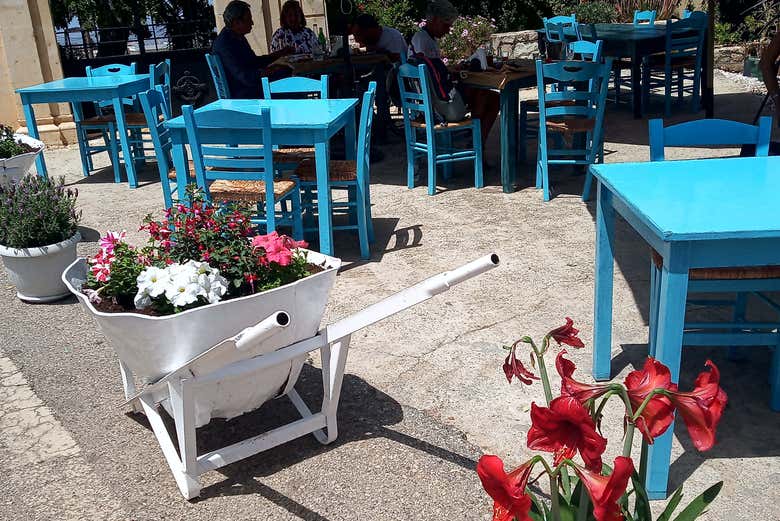 Terraza de un restaurante de Apokoronas