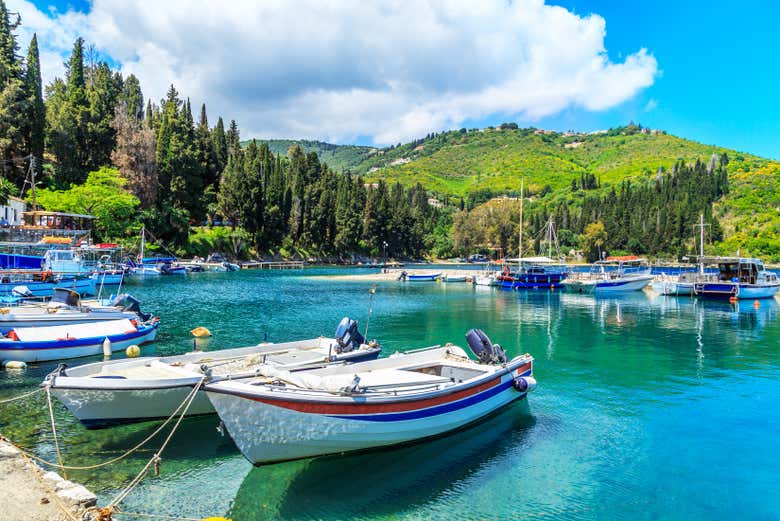 Barcos no porto de Kouloura