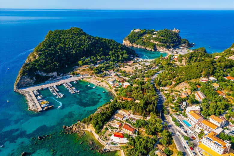 Vista aérea de la costa de Paleokastritsa