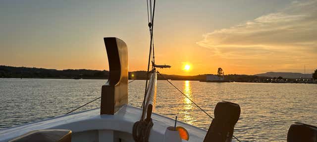 Balade en bateau au coucher du soleil à Corfou