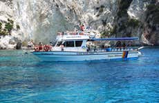 Crucero por el canal de Corinto