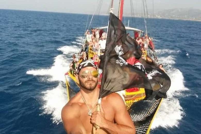 Pirate boat tour