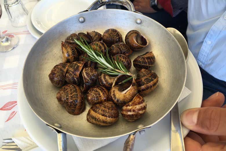 Fried snails