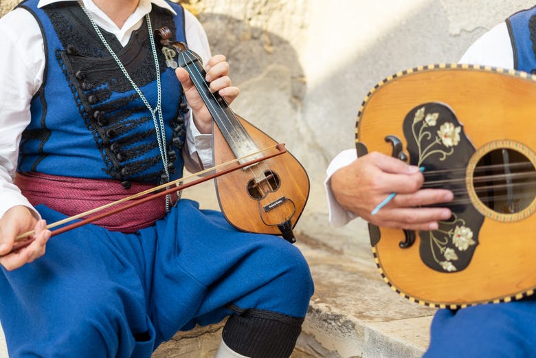 Música tradicional cretense