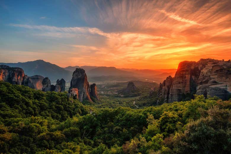 sunset deck of meteora