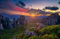Senderismo por Meteora al atardecer