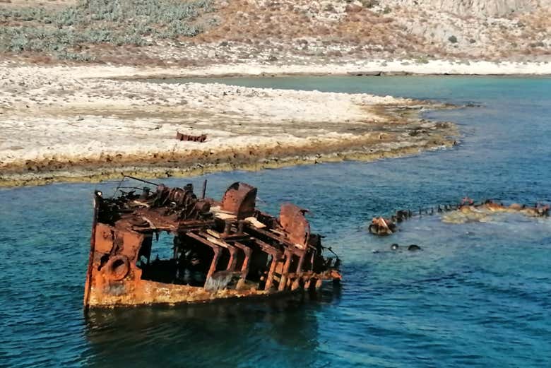 Barco naufragado