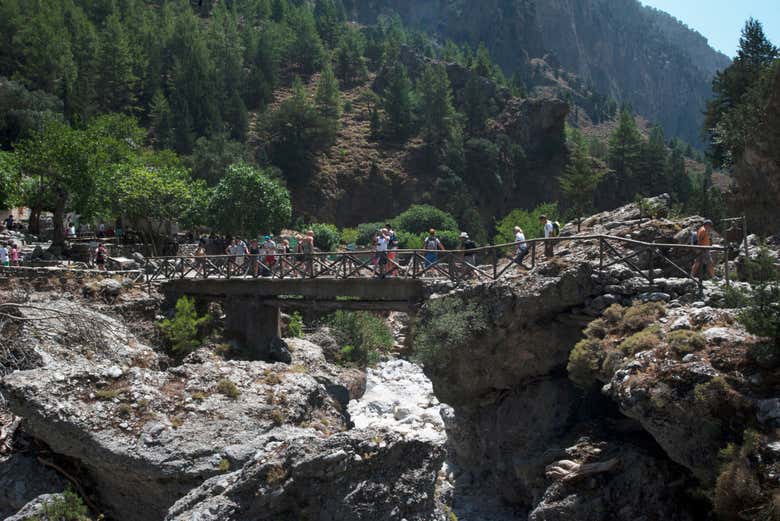 Enjoying Samaria Gorge's breathtaking landscapes
