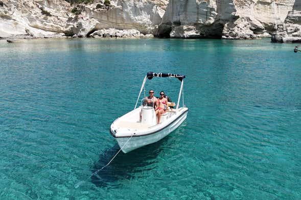 Alquiler de barco en Milos