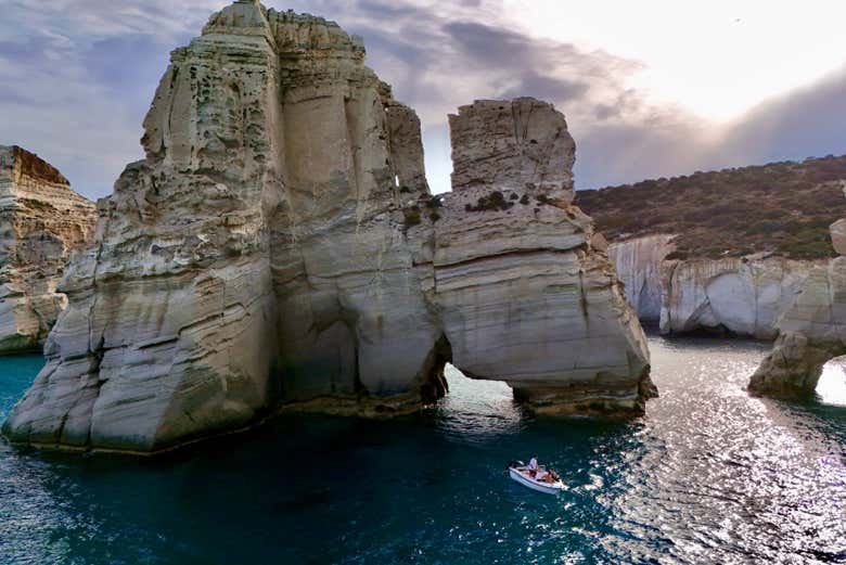 Make the most of your time in Milos