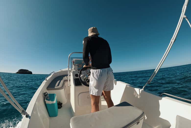 Become a boat captain for the day