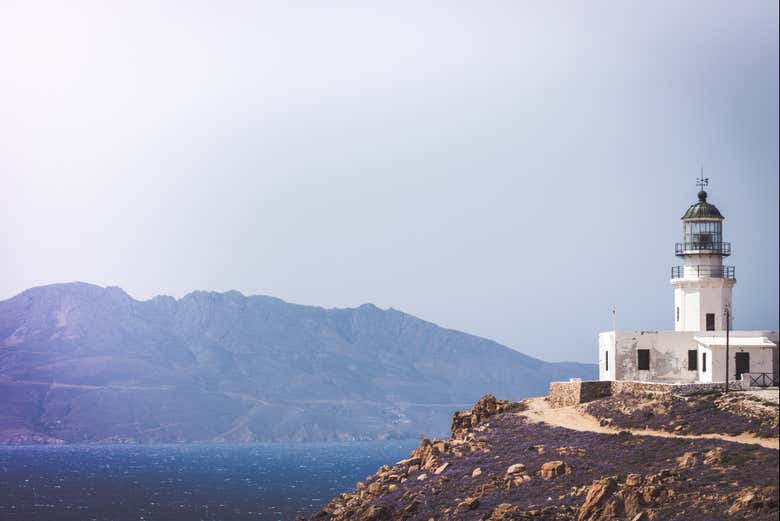 Visitar el faro de Armenistis