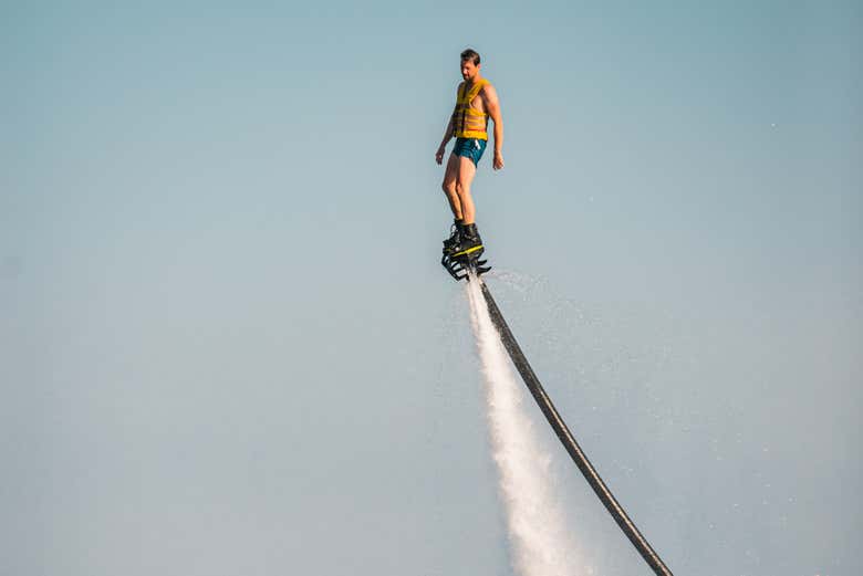 Flyboard sur la côte sud de Mykonos