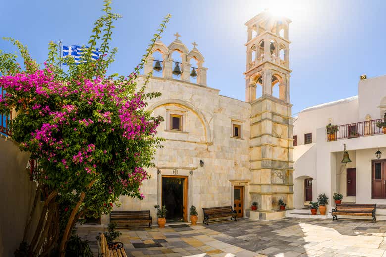 Monasterio de Panagia Tourliani en el pueblo de Ano Mera