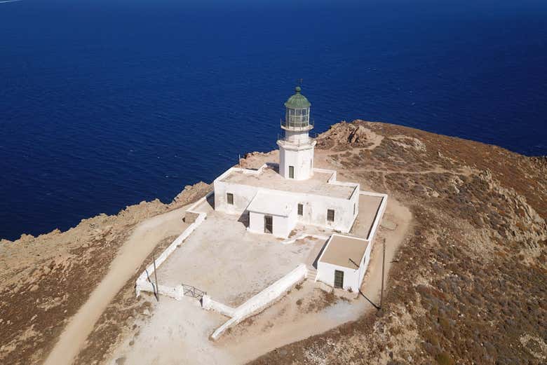 Vista aérea del faro de Armenistis