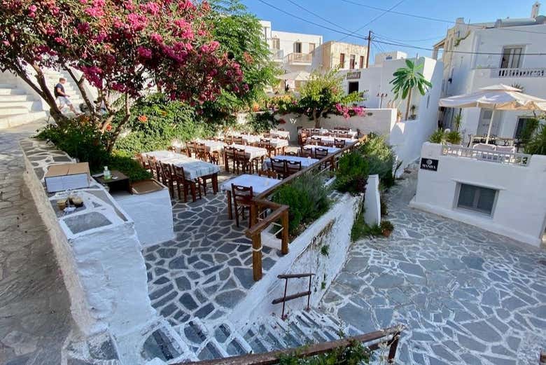 Recorriendo las calles de Naxos 
