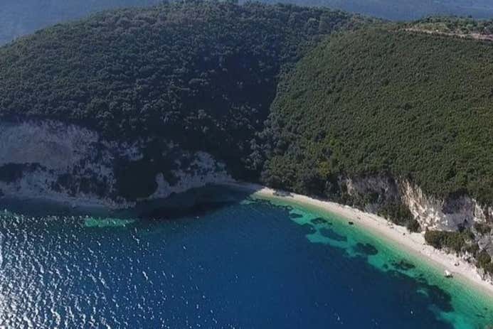 Plage de Lakka