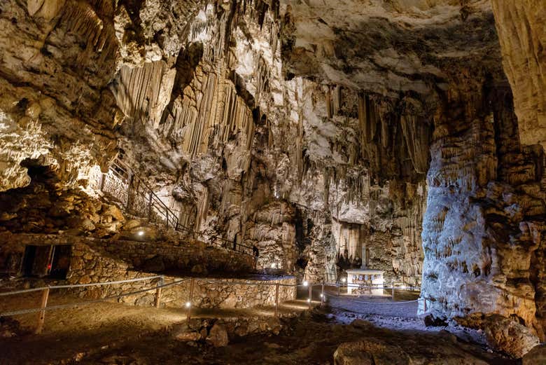 Melidoni Cave in Crete
