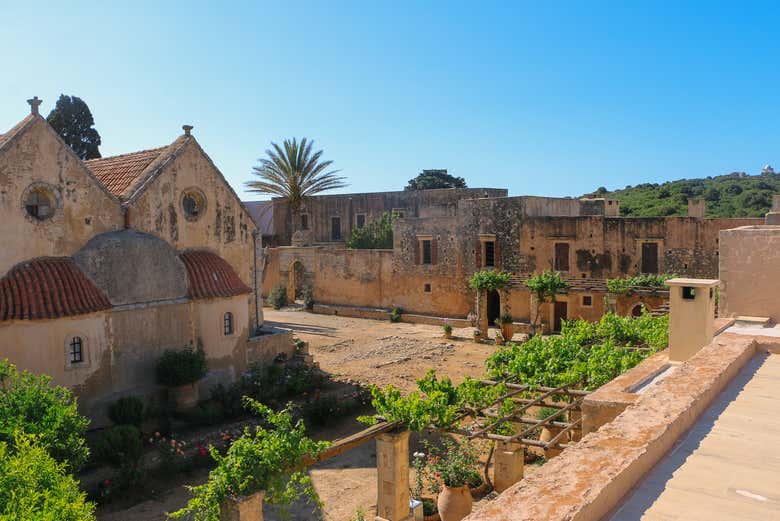 Esplorando il monasterio di Arkadi