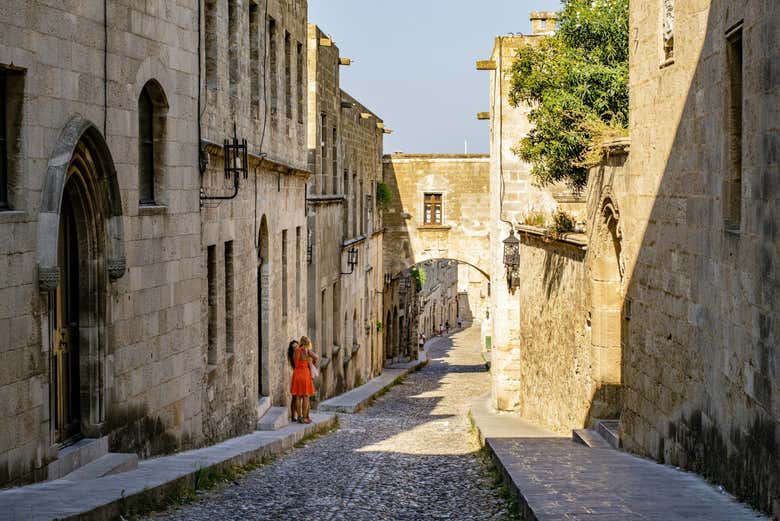 Recorred las históricas calles empedradas de los caballeros