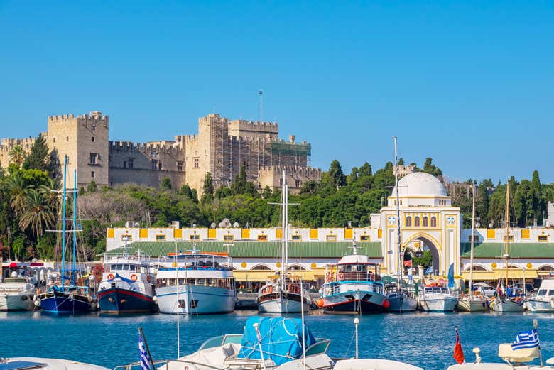 Port de Mandraki