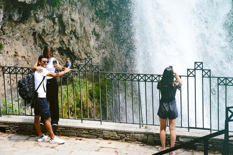 Fotografando a cascata de Édessa