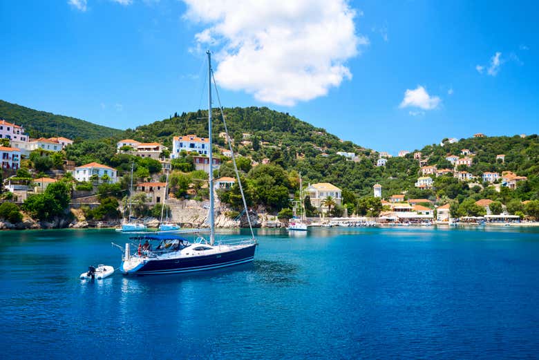 Bahía de Kioni