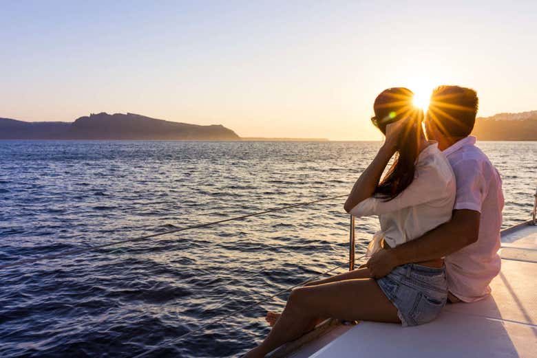 Balade en bateau au coucher de soleil
