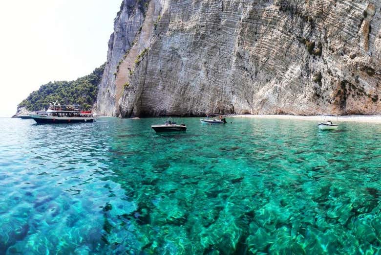 Navegando pelo parque marinho de Zakynthos