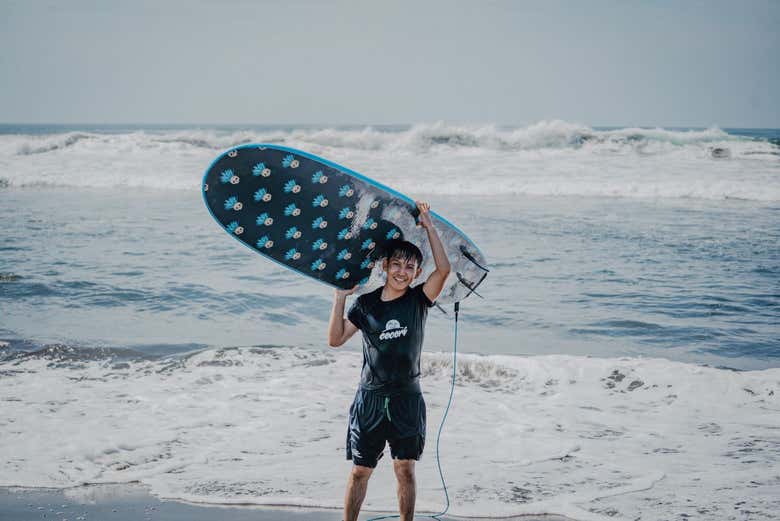 Learn how to surf in Guatemala