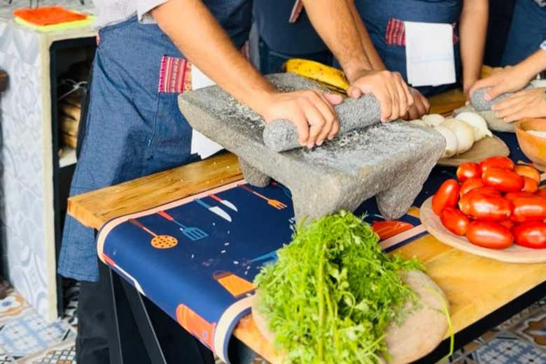 Ingredientes frescos para preparar el plato guatemalteco