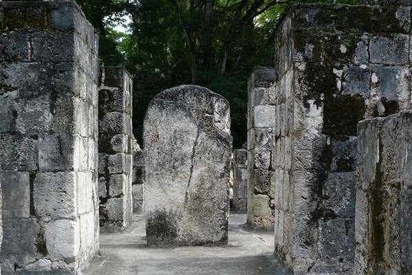 Estelas de El Ceibal