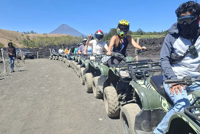 ¡A por la aventura en el volcán Pacaya!