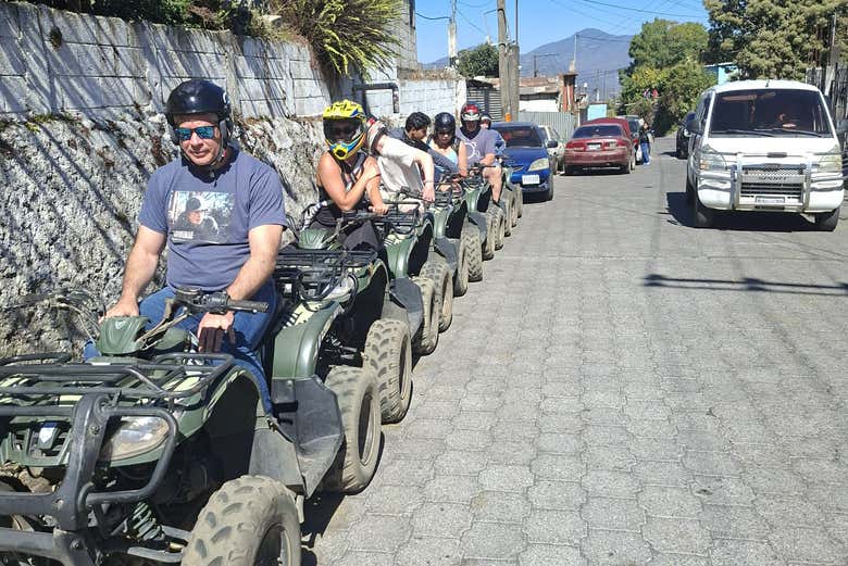 Primeros momentos del tour en quad por el volcán Pacaya