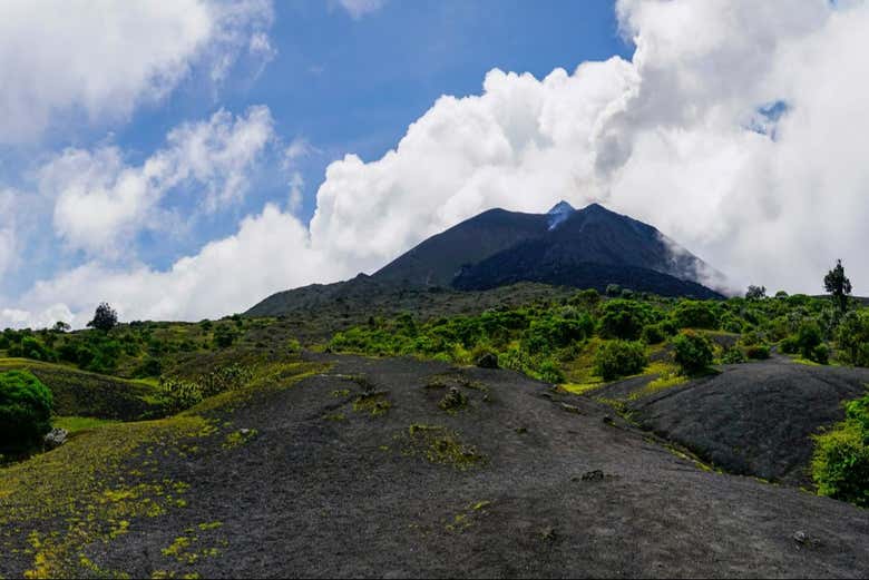 Singular paisaje del volcán Pacaya