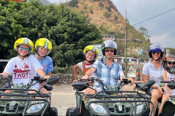 Tour de quadriciclo pelos mirantes do Lago Atitlán