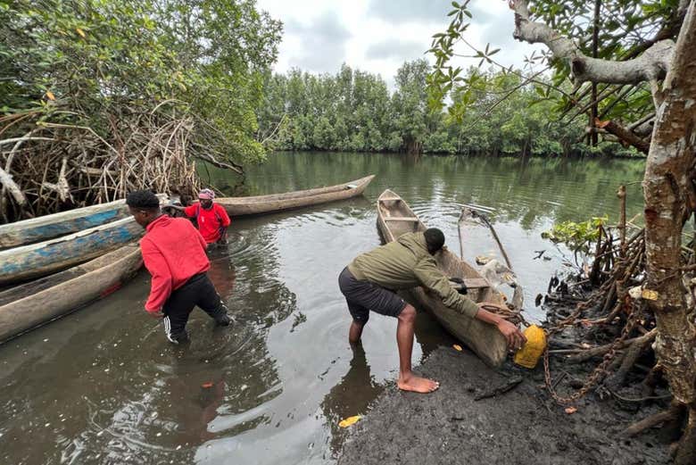 Las canoas en las que viajaremos