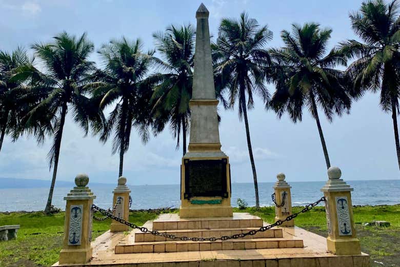 Monumento a los Colonos