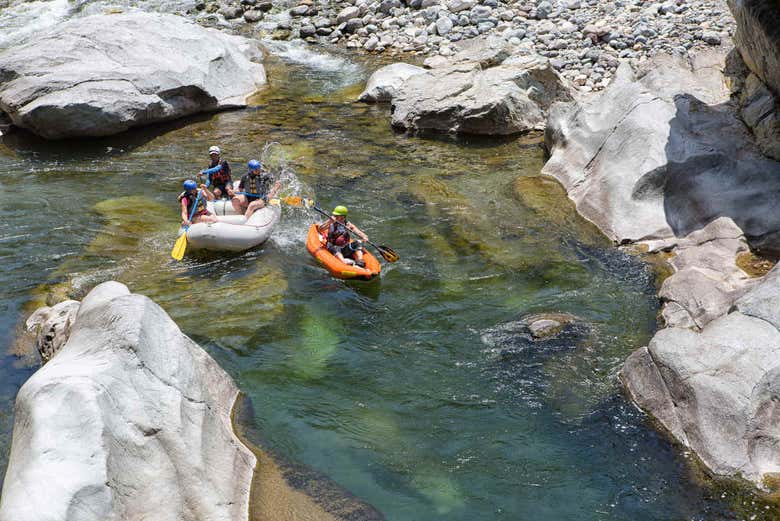 Durante l'attività di rafting 