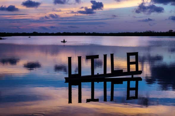 Utila Sunset Boat Ride
