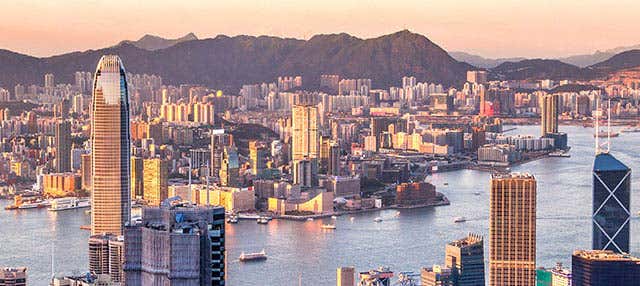 Tour privado por la isla de Hong Kong con guía en español