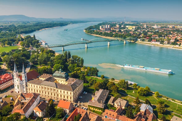 Excursão a Esztergom, Visegrád e Szentendre