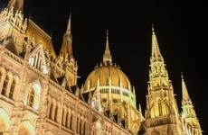 Free Night Tour of Budapest