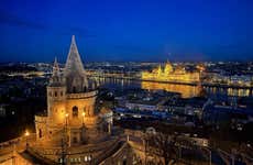 Free tour noturno por Buda