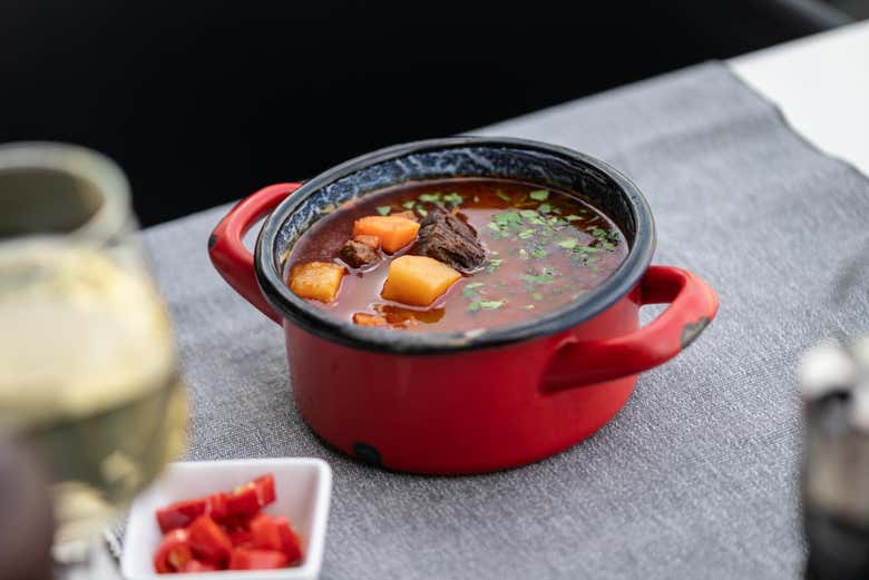 El famoso goulash húngaro